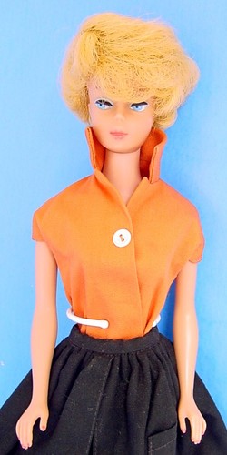 MATTEL : poupée BARBIE BUBBLE CUT blonde en boite 1962