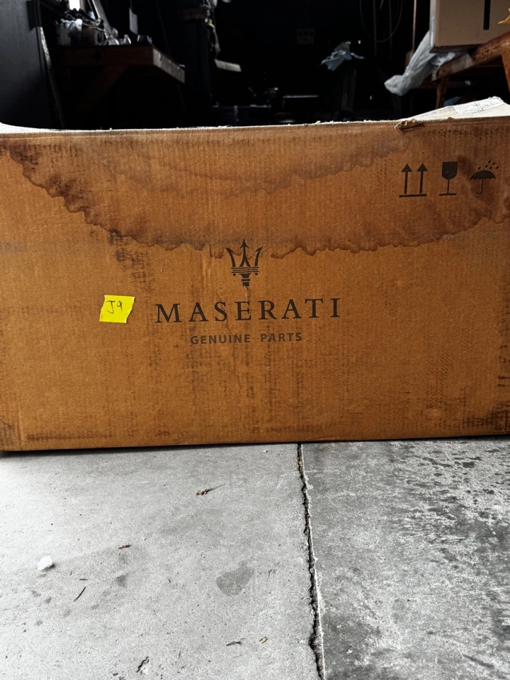 2013-2018 MASERATI GRANTURISMO 右手灯 — 第 2/4 张图片