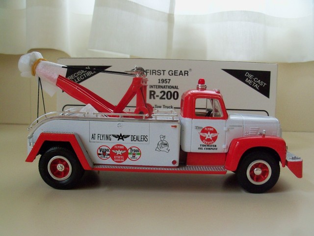 first gear diecast dealers