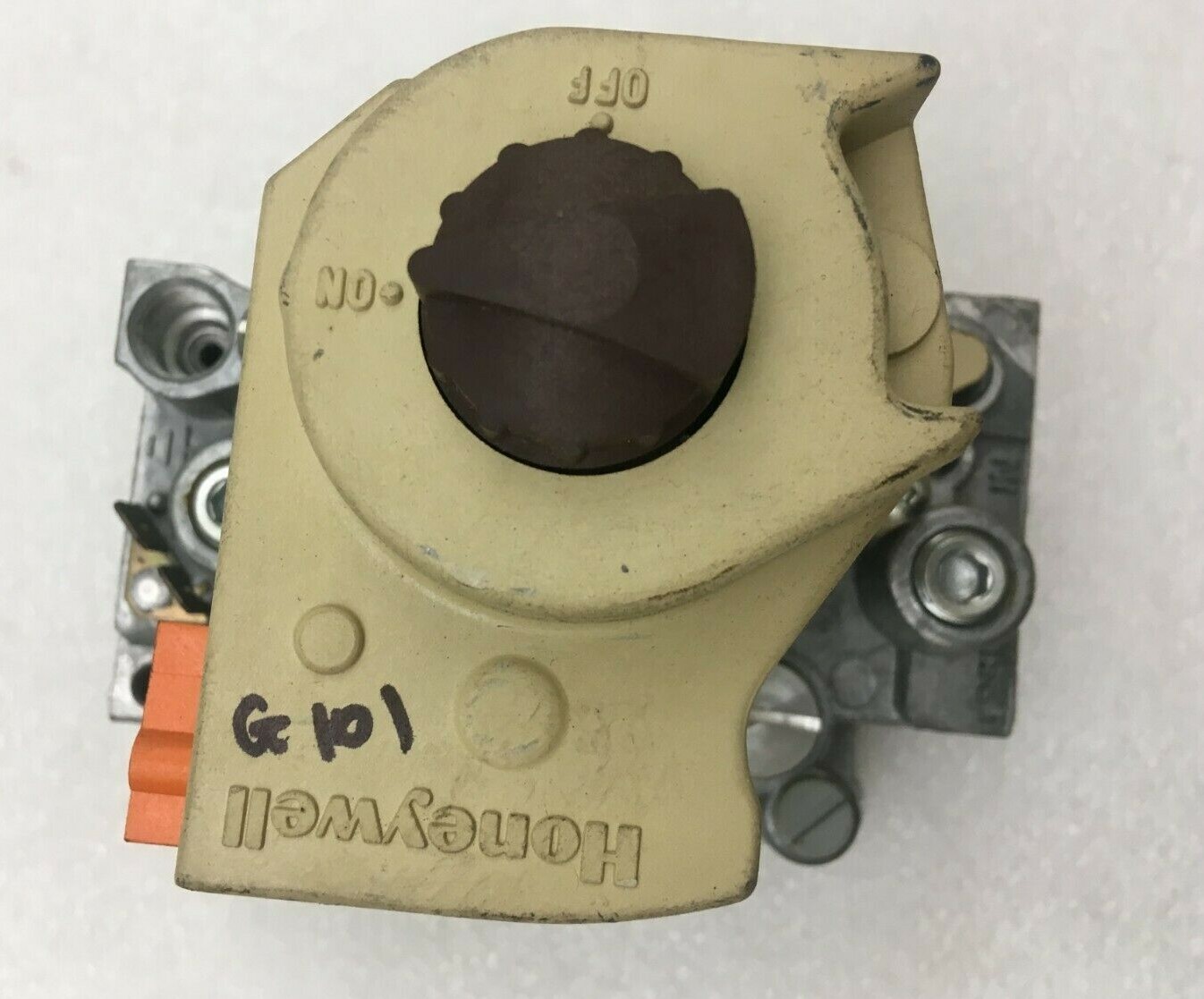 Used Honeywell VR8204M1075 Gas Valve For HVAC Furnace - Tested & Working (#G101) 4 thumbnail image