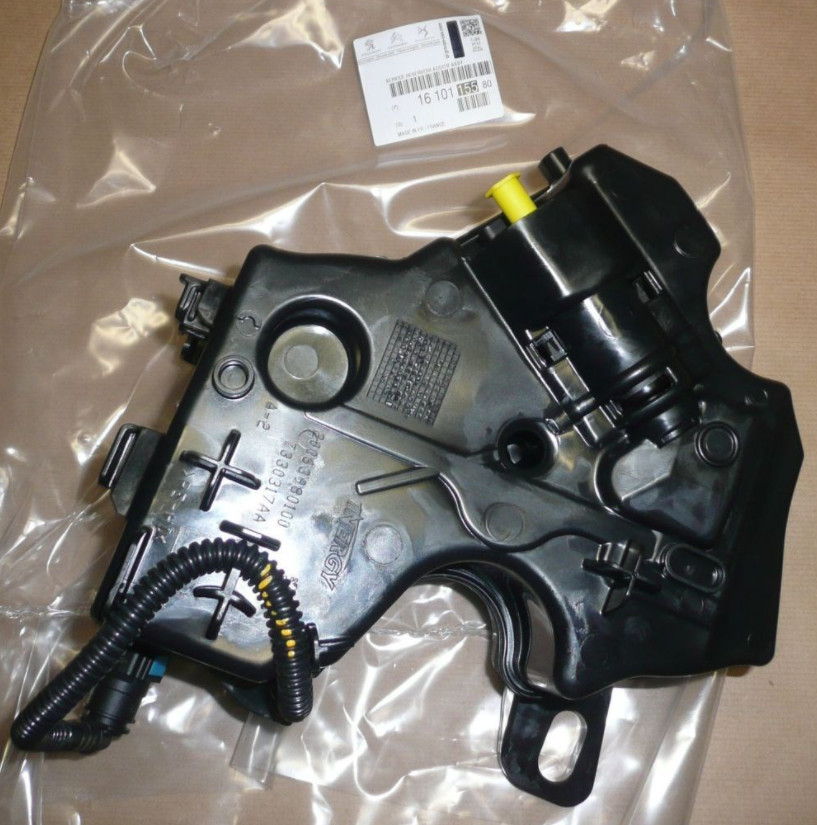 Réservoir fluide FAP 1610115580 pour corriger l'alerte moteur Citroën C4