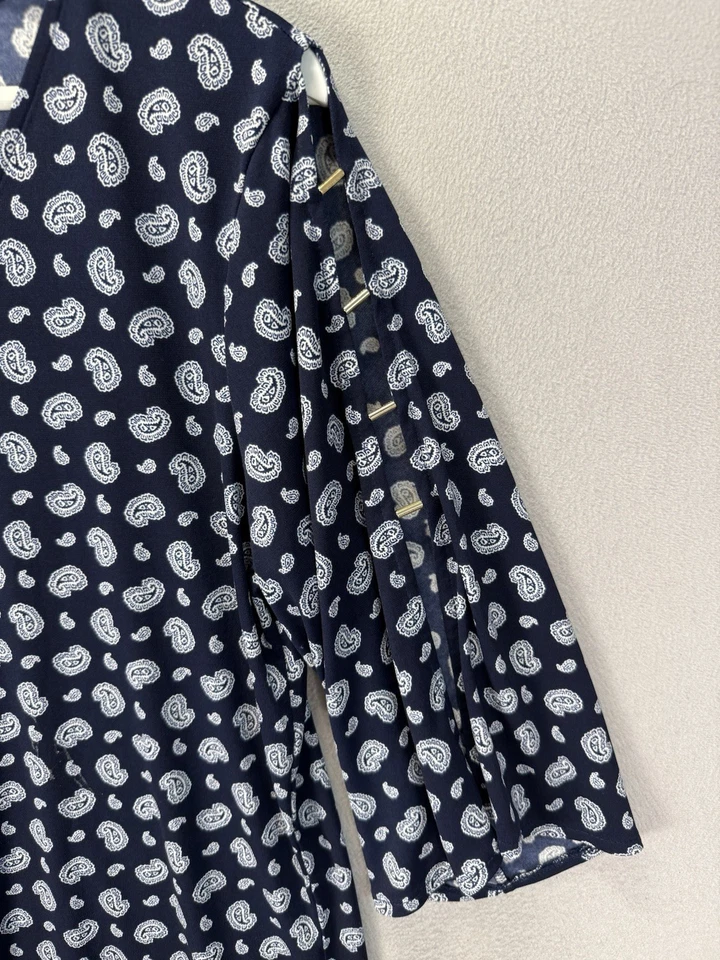 Michael Kors Women’s Sz M Blue & White Paisley Prints Peek A Boo Sleeve Blouse - Image 3 of 4