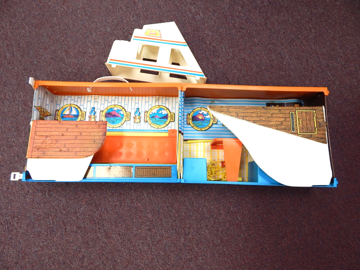 Vintage 1974 Barbie Dream Boat Mattel 7232 Chris Craft Ship Yacht (Not  Complete)