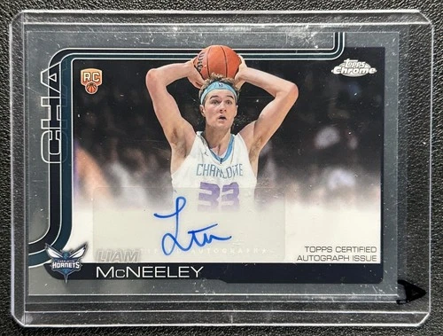LIAM MCNEELEY 2025-26 TOPPS CHROME #TCAR-LM ROOKIE AUTO RC HORNETS A
