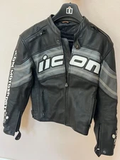 ICON Motorsports Daytona Leather Jacket w/ Armor - Men's Small
