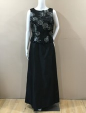 Jessica McClintock Gunne Sax Embroidered Black top and Skirt 2 Pcs set Size 6/10