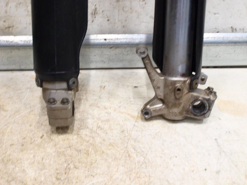 2003 Honda CR125R Forks Triple Clamps  #7387 - Image 2 of 4