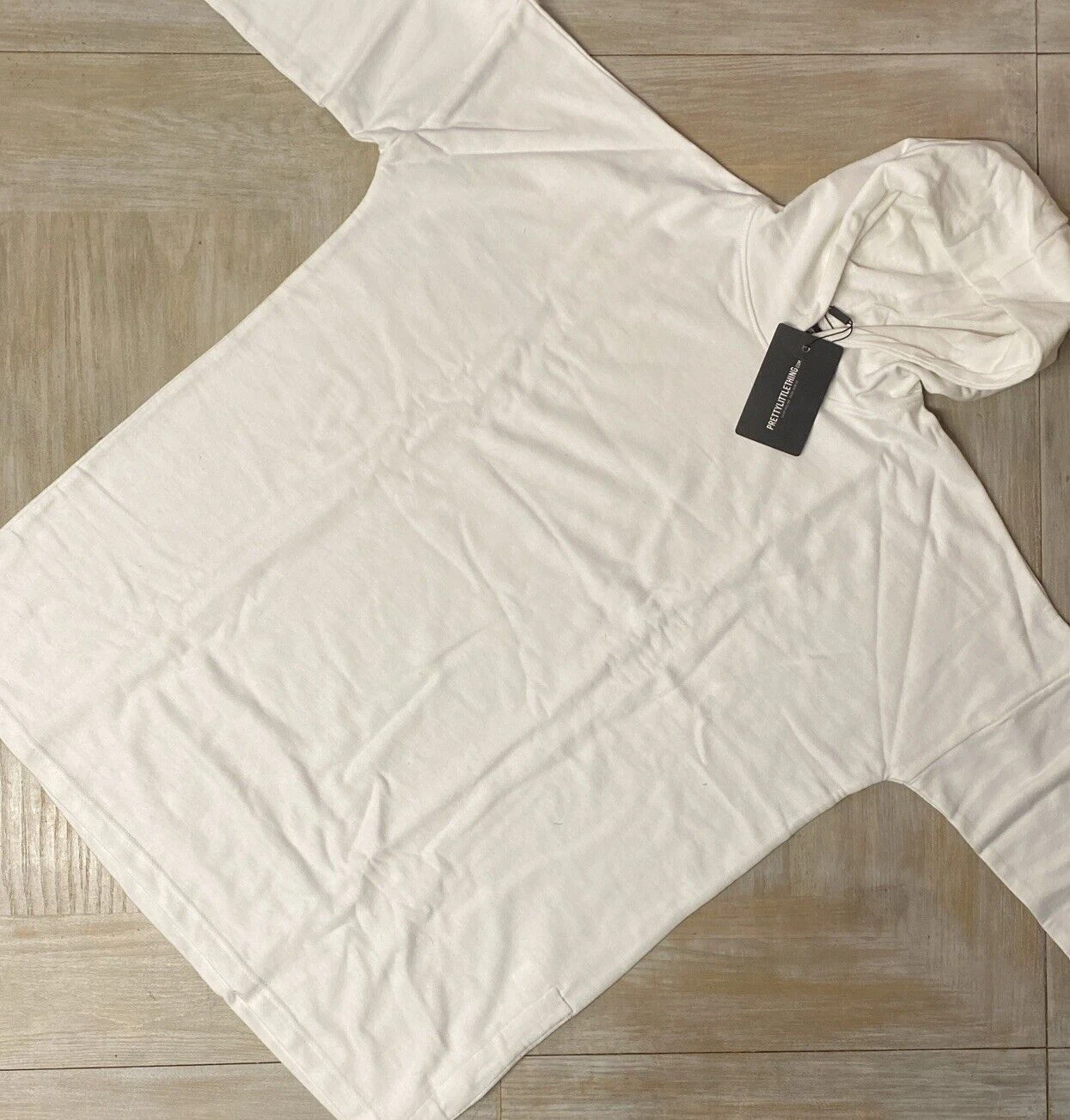 OFF WHITE Abito donna oversize con cappuccio UK 10 Medium Prettylittlething bianco sporco prezzo consigliato £ 50