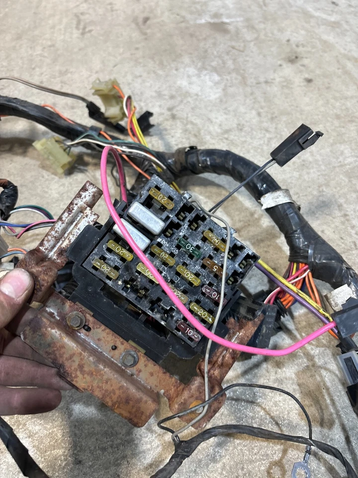 Firebird 1985-1992 transmisión AM CAMARO? CONECTORES DE ARNÉS DE CABLEADO PARA TABLERO AUTOMÁTICO TPI Foto 2 de 4