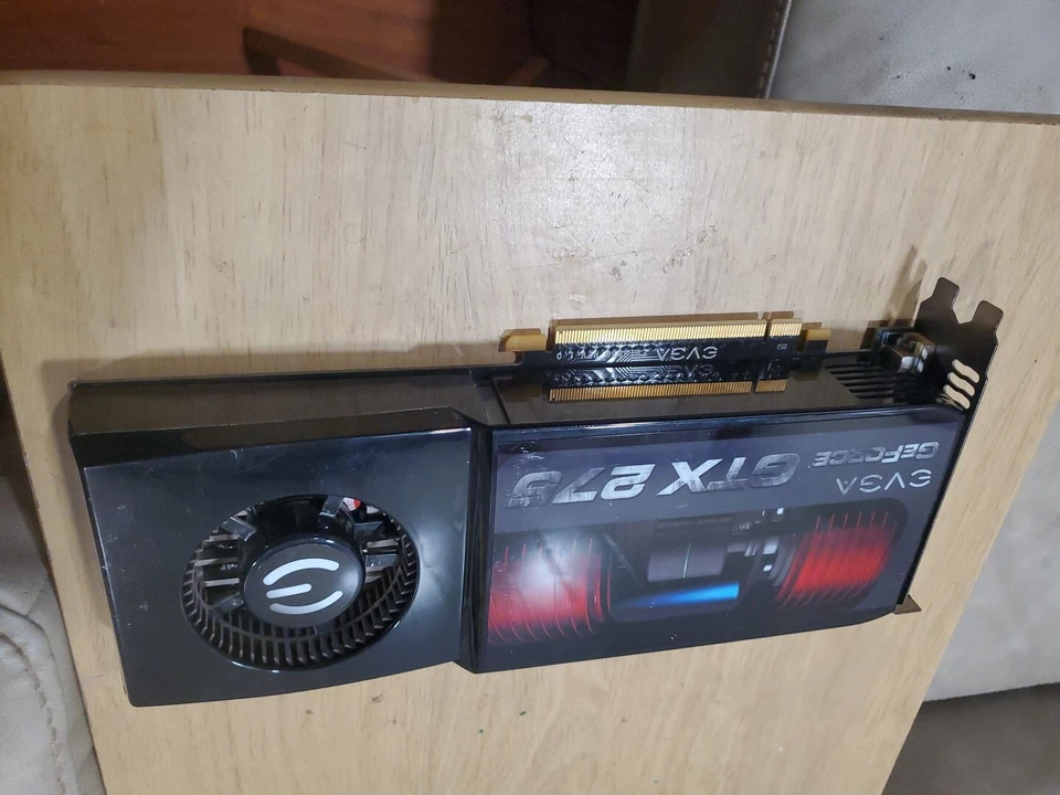 EVGA NVIDIA GeForce GTX 275 PN#896P31170AR 896MB DDR3 SDRAM PCI Express x16  - Image 3 of 4