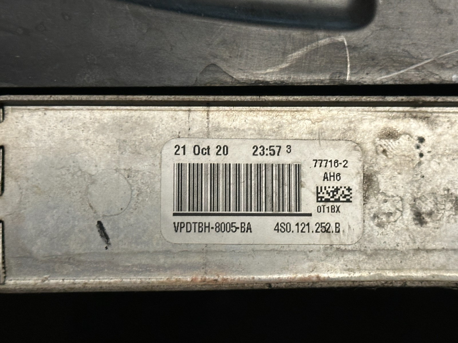 2017 AUDI R8 V10 FRONT LEFT RADIATOR A/C CONDENSER 4S0 816 411 4S0 121 252 B