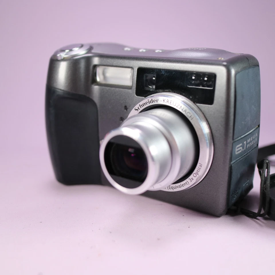 Kodak Digital Camera EasyShare DX7630 6.1MP Silver Tested With Battery + Charger - Image 2 of 4