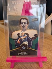 2024 Panini Player of The Day /5 Roger Staubach #71 Buchstütze Dallas Cowboys