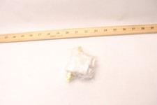 Leviton 15 Amp Polarized Light-Duty Connector, White