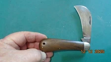 Vintage Case XX U.S.A.  11011 HAWKBILL Walnut Handle Pruner Knife Excelletnt !!!