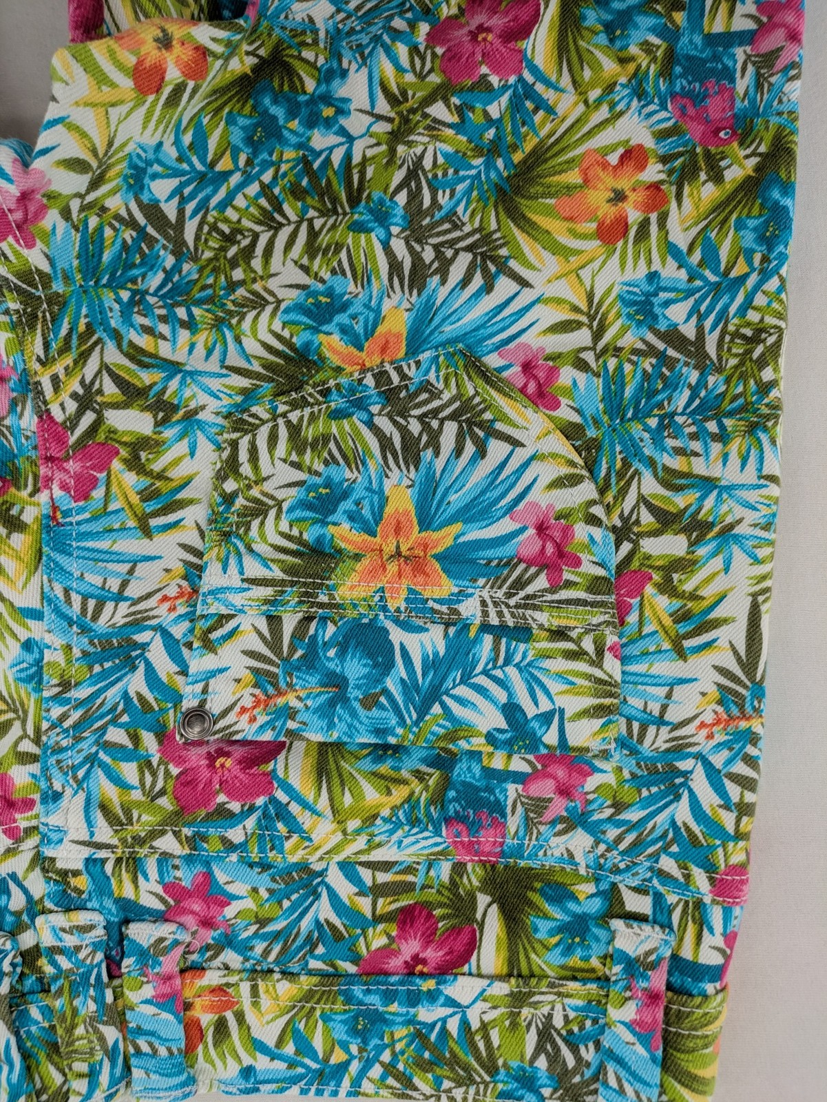 Janina Denim Damen Shorts 40 Bunt Tropical Blumen Muster Bermuda Jeans Stretch image 5