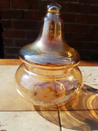 Vintage Amber Glass Lidded Pot with Floral Etching - Picture 11 of 12