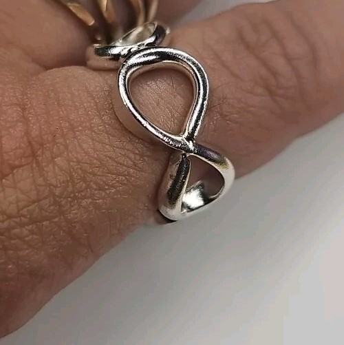 925 Silver Infinity Ring Size 9 Loops Circles Chu… - image 5