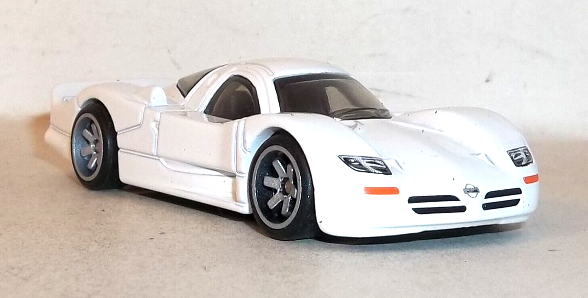 LOOSE 2022 HOT WHEELS 1:64 WHITE 1998 NISSAN R390 GT1 WHEEL SWAP