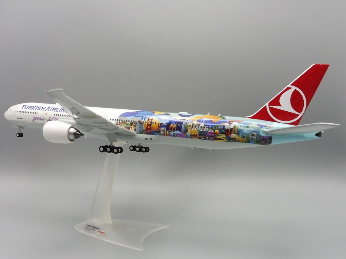 TURKISH AIRLINES 航空機モデル 1/200 スタンド付き Turkish Airlines Istanbul - San Francisco Boeing 777-300ER 1