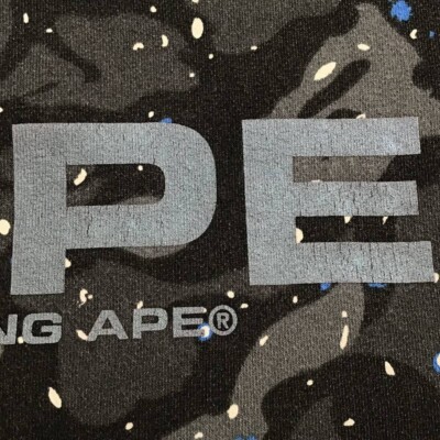 Glow in the dark BAPE Space Camo sweat shirt A Bathing Ape Size M