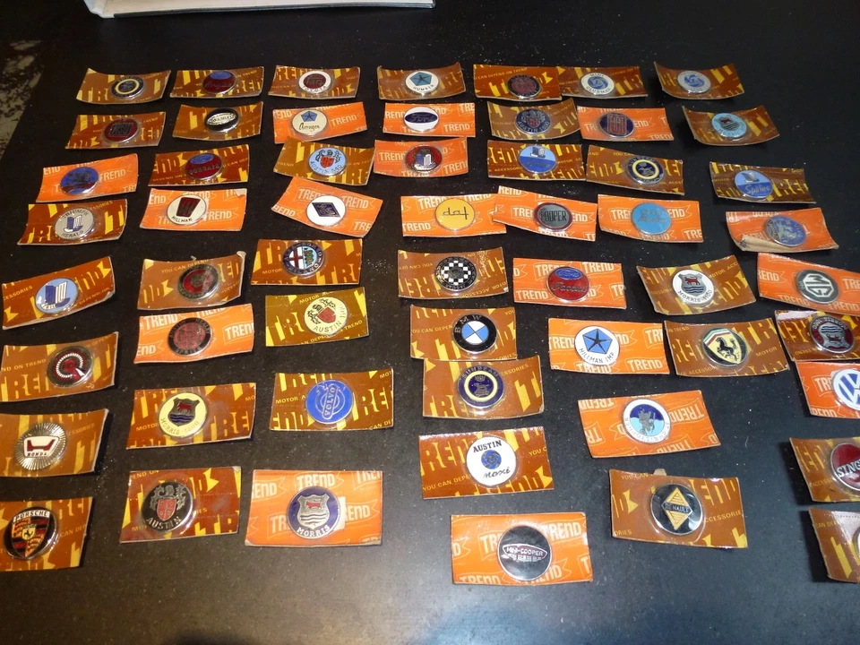 AUSTIN MAXI Original Años 60 Calidad Perilla de Engranaje Palanca Insignia Llavero Esmalte Nuevo de Lote Antiguo - Imagen 2 de 3