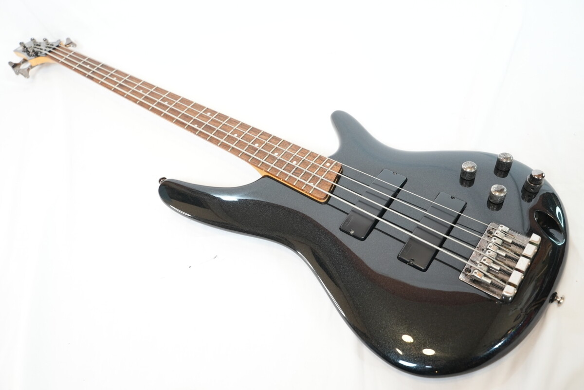 IBANEZ SDGR SR300 GK / Electric Bass Guitar / made in 2008 IBANEZ SDGR SR300 GK / Electric Bass Guitar / made in 2008