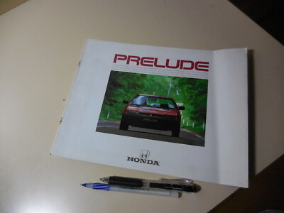 HONDA PRELUDE Japanese Brochure 1983/10 E-AB ES   Fold  Rust on Staples
