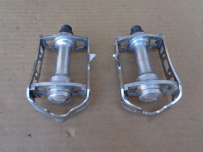 Paar Pedale links und rechts Vintage Fahrrad, französisches Gewinde Pat 14/125.