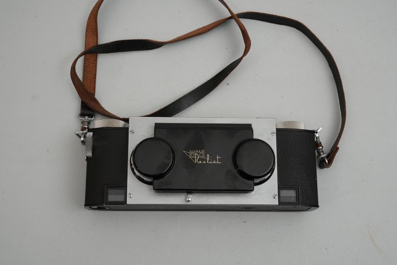 Vtg Stereo Realist 35mm Film Camera w/ David White Anastigmat  35mm f3.5 lenses
