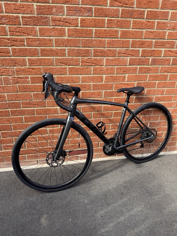 Trek Domane AL 5 Gen 3 2022 Road Bike. Size 54 Medium. Good Condition.