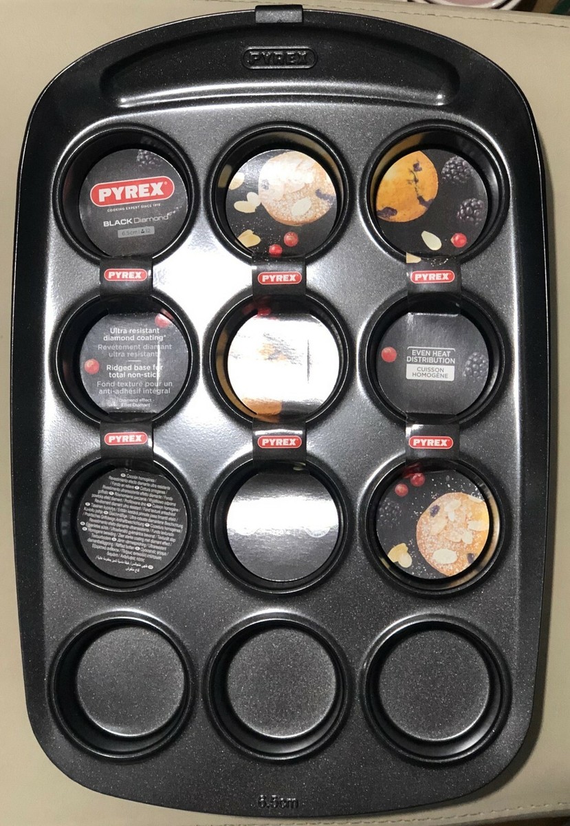 2x PYREX Muffin Tray x 12 Black Diamond Coating Brand New