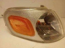 99 00 01 02 03 04 05 PONTIAC MONTANA VAN Fog/mark/park/turn Light/lamp Right Rh