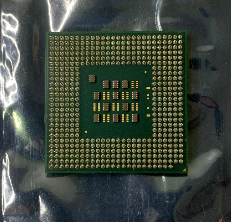 Intel Pentium 4 SL6WF P4 2.4GHz 512KB 800MHz Socket 478 CPU Processor - Image 2 of 3