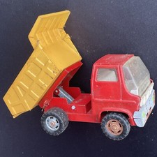 VINTAGE 1968 LOUIS MARX  Co Inc. METAL DUMP TRUCK. JAPAN. 7.5  Long