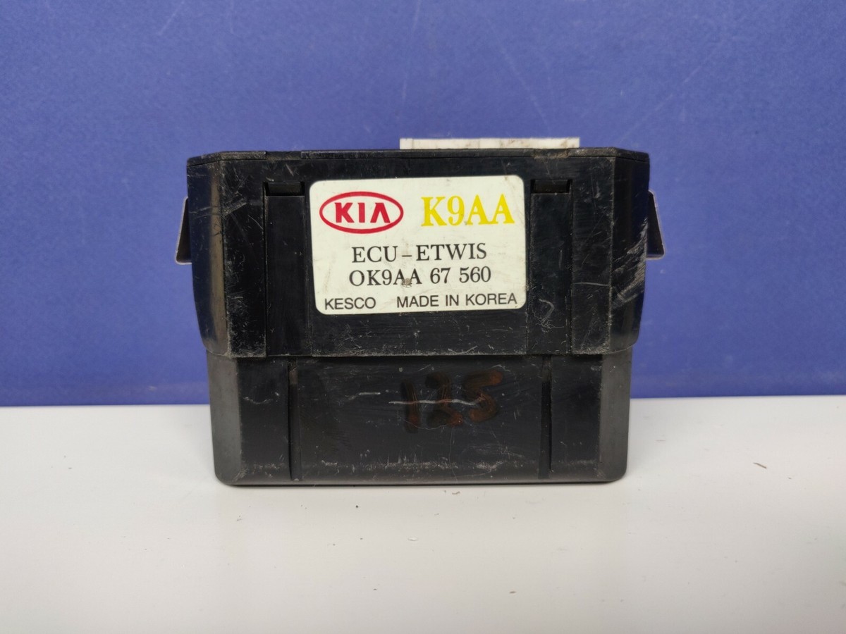 Kia Genuin Electric Control Unit 0k9aa 67 560 Ok9aa 67 560