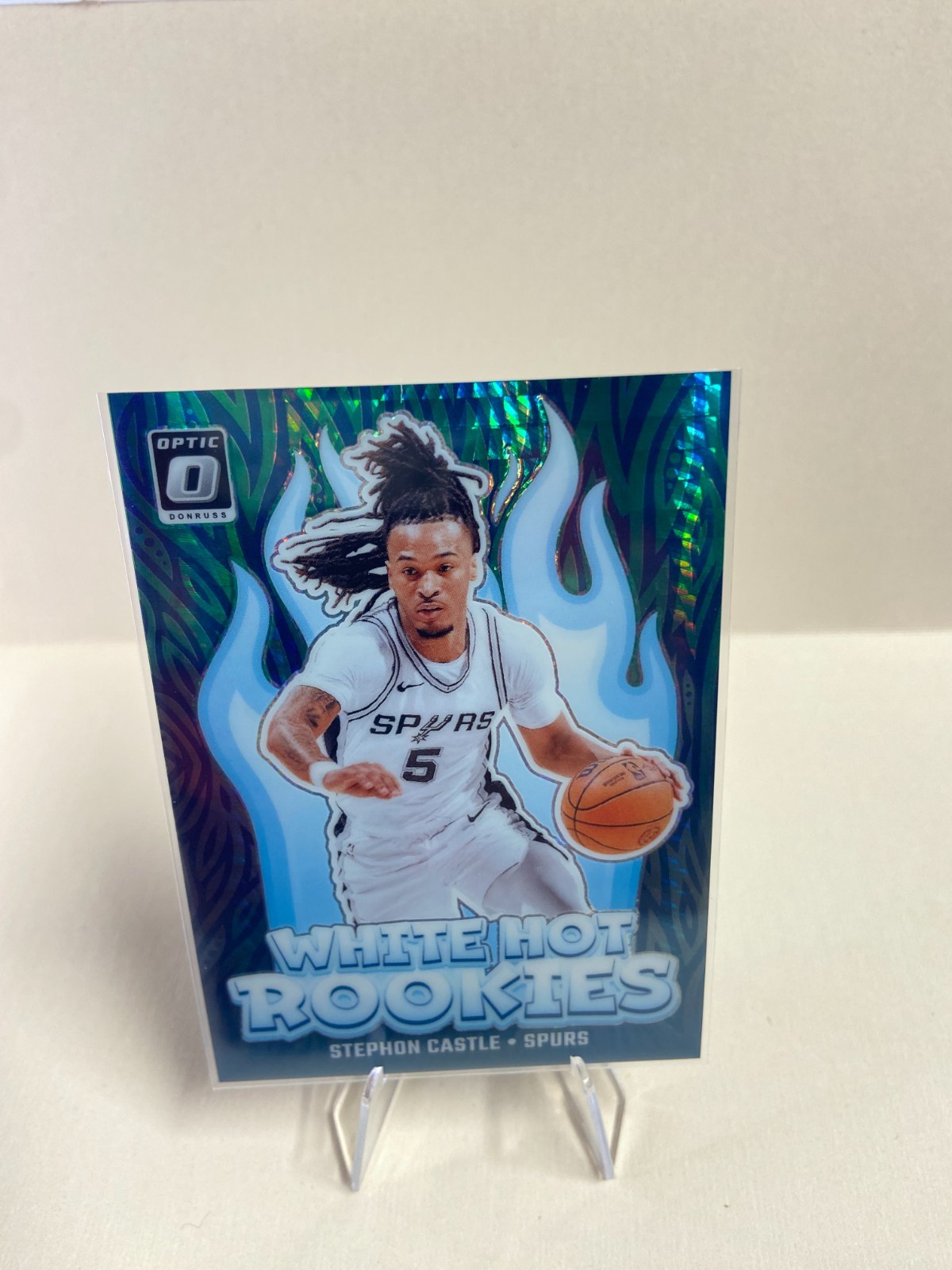 2024-25 Optic #6 White Hot Rookies Hyper Green Stephon Castle RC Spurs 049/249