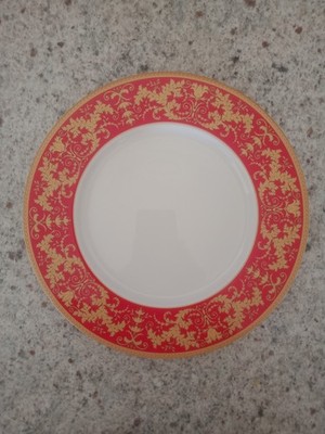 Maxwell & Williams. Tijou Gates. Salad Plate. (20.5cm). Made In China.