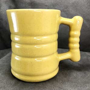 Vintage-Frankoma-Pottery-C3-4-034-Barrel-Mug-Cup-Autumn-Yellow-MCM-Nice-Glaze