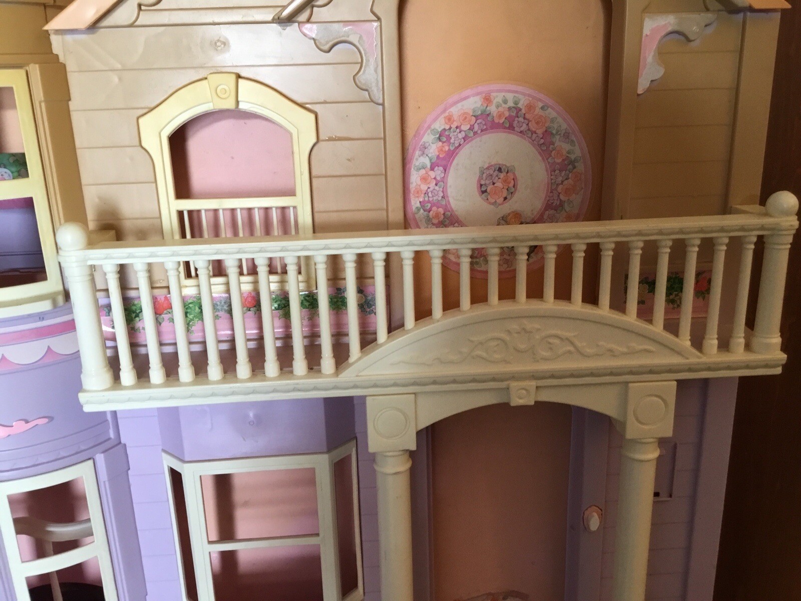 barbie dream house replacement parts 2000 Balcony Rail & Door Trim. G3