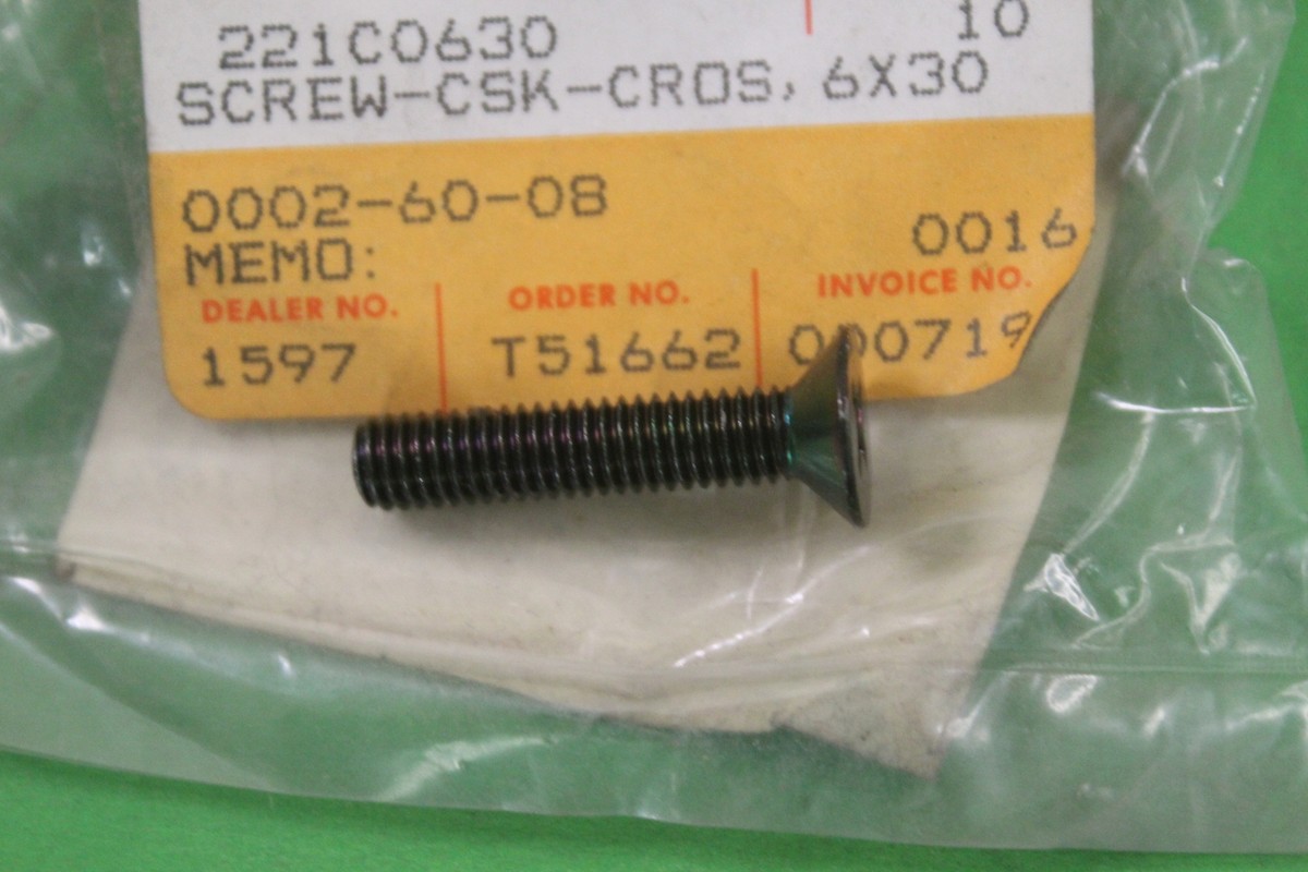 NOS KAWASAKI 1984 ZX550 Fairing Screw 6X30 PART# 221C0630 | eBay