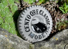 VINTAGE ENAMEL AUTOMOBILE CAR BADGE # FERRARI CENTO ORE CLASSIC MODENA 2006