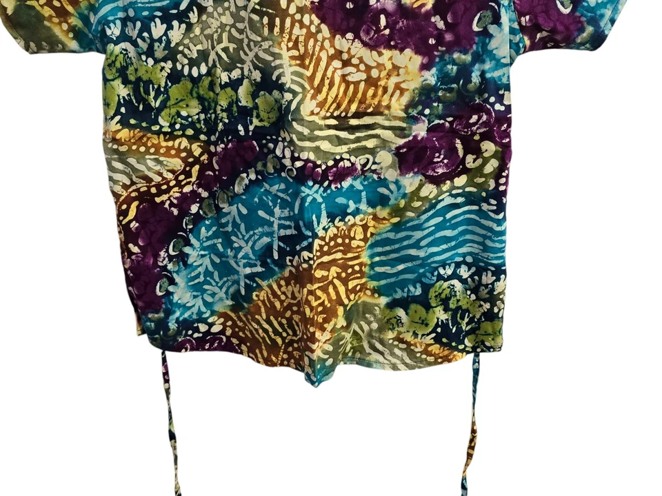Landau Medium Women's Multicolor/Abstract Print V Neck Short Sleeved Scrub NWT - Image 4 of 4