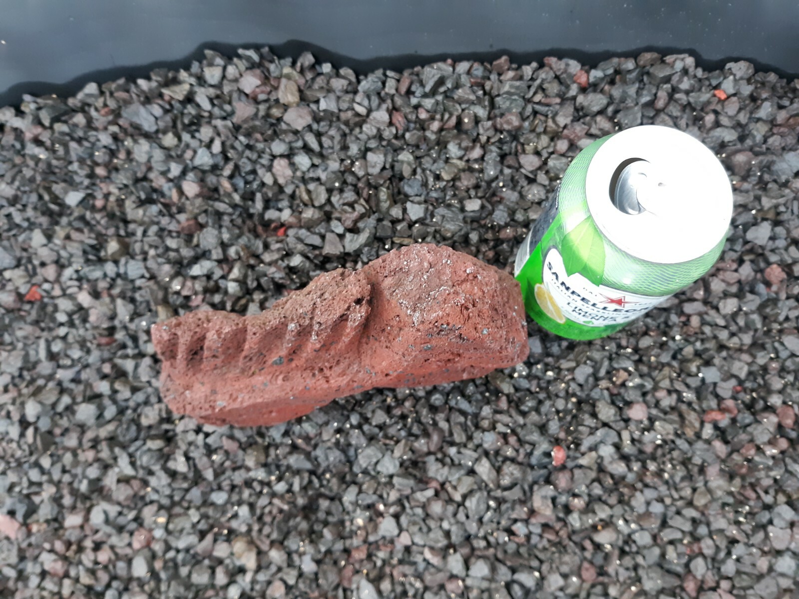 Fish cave theme aquarium fishtank decoration rock stone decor carved lava guppie