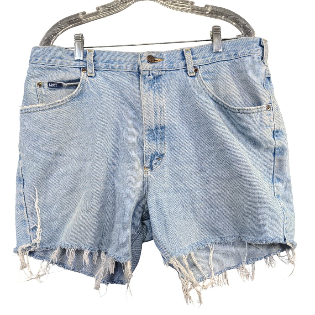 Lee Men's Cut-Off Denim Jean Shorts 38x32 Blue Frayed Hem Light