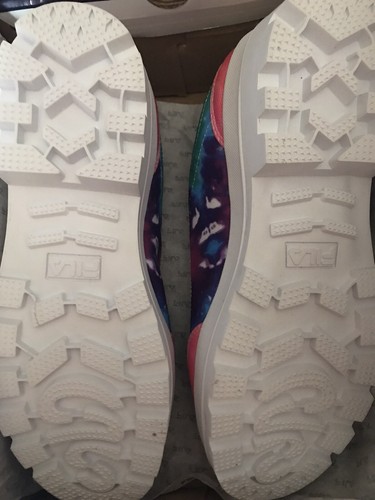 Nuevas Zapatillas Fila Sanblast Low Tie Dye Chunk 8M - Imagen 4 de 6