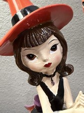NWT Viral Bella Lux Halloween Witch Girl  Fig...