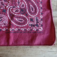 Vtg Hav-A-Hank Bandana Red White Black Paisley RN15187 100% Cotton Made in USA