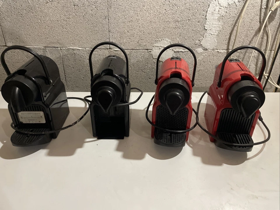 Macchine Caffè Nespresso - Immagine 3 di 3