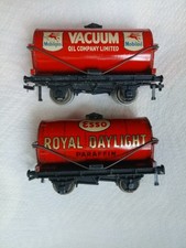 Hornby Dublo 3 Rail Tank Wagons VACUUM Mobilgas Oil Co Ltd & Esso Royal Daylight